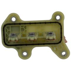 Connector (AT)