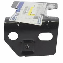Fender Bracket - Right, Front