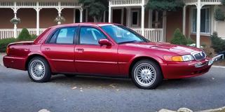 2000 Ford Grand Marquis