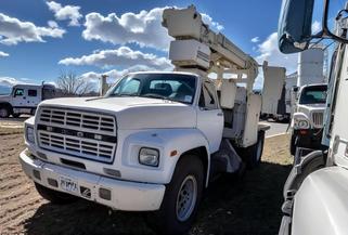 1984 Ford F700 Super Duty